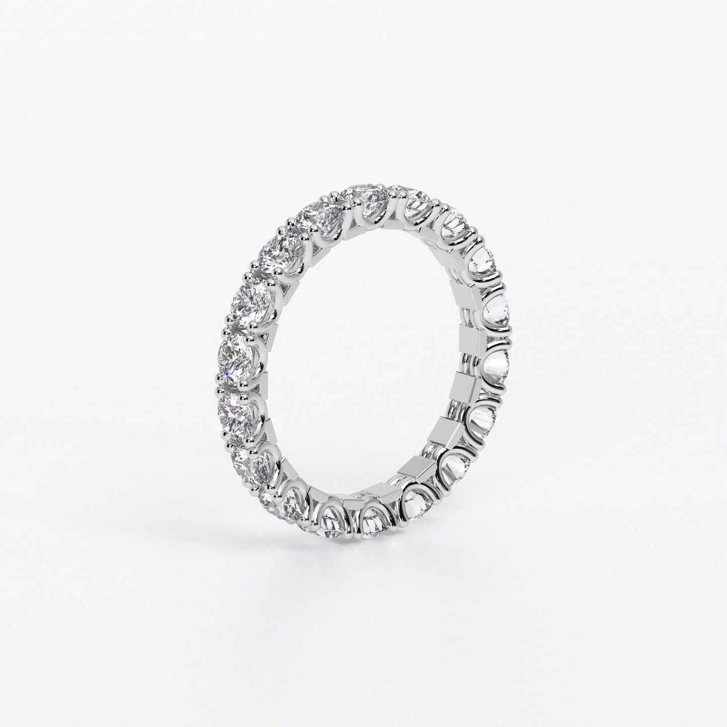 Alianza de diamantes en oro de 18 quilates
