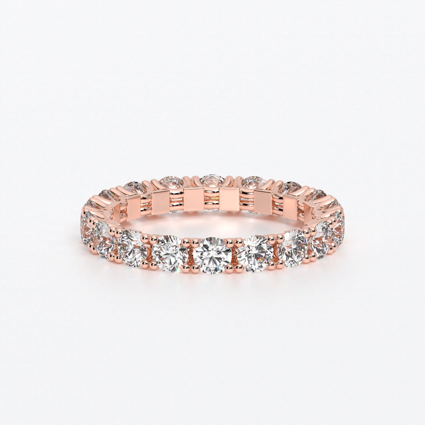 Alianza de diamantes en oro de 18 quilates