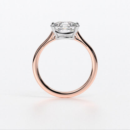 Anillo de oro rosa de 18K con diamante central talla cushion