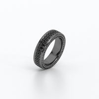 Anillo de oro negro de 18k con 3 cts de diamantes negros