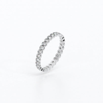 Alianza infinity de oro de 18K con diamantes blancos