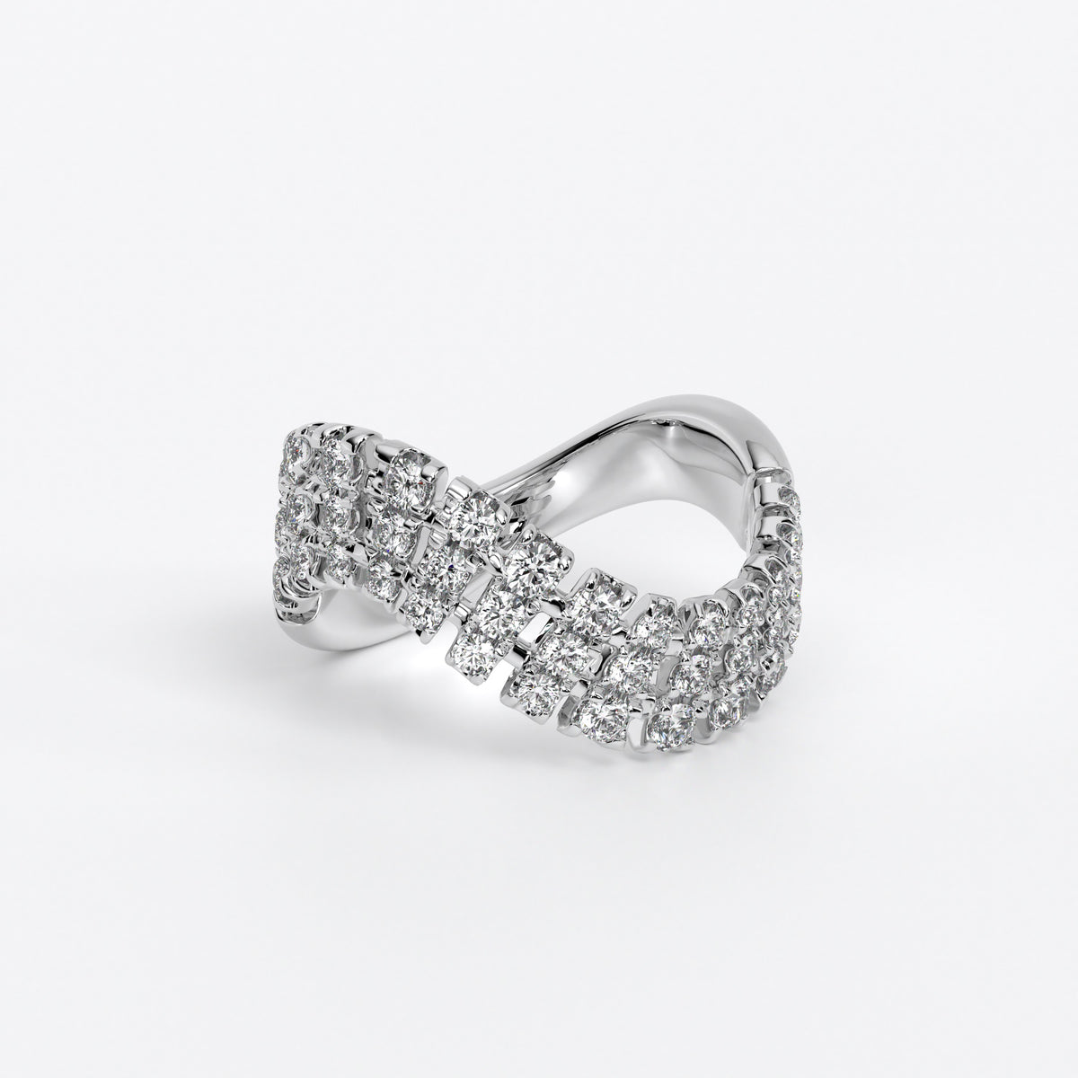 Alianza de oro blanco con diseño ondulado y doble hilera de diamantes talla brillante.