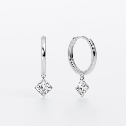 Pendientes de oro de 18K con diamantes de laboratorio talla princesa perforados de 1 ct