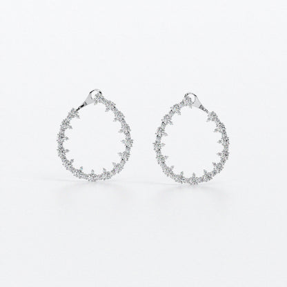 Pendientes en forma de pera con diamantes talla brillante