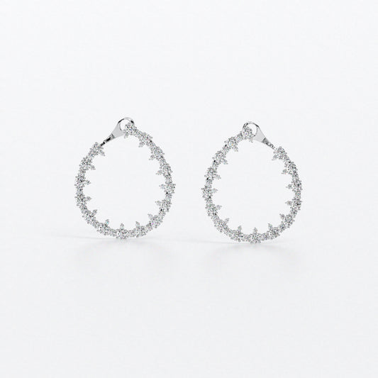 Pendientes en forma de pera con diamantes talla brillante