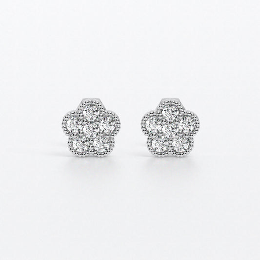 Pendientes con forma de flor con diamantes talla brillante