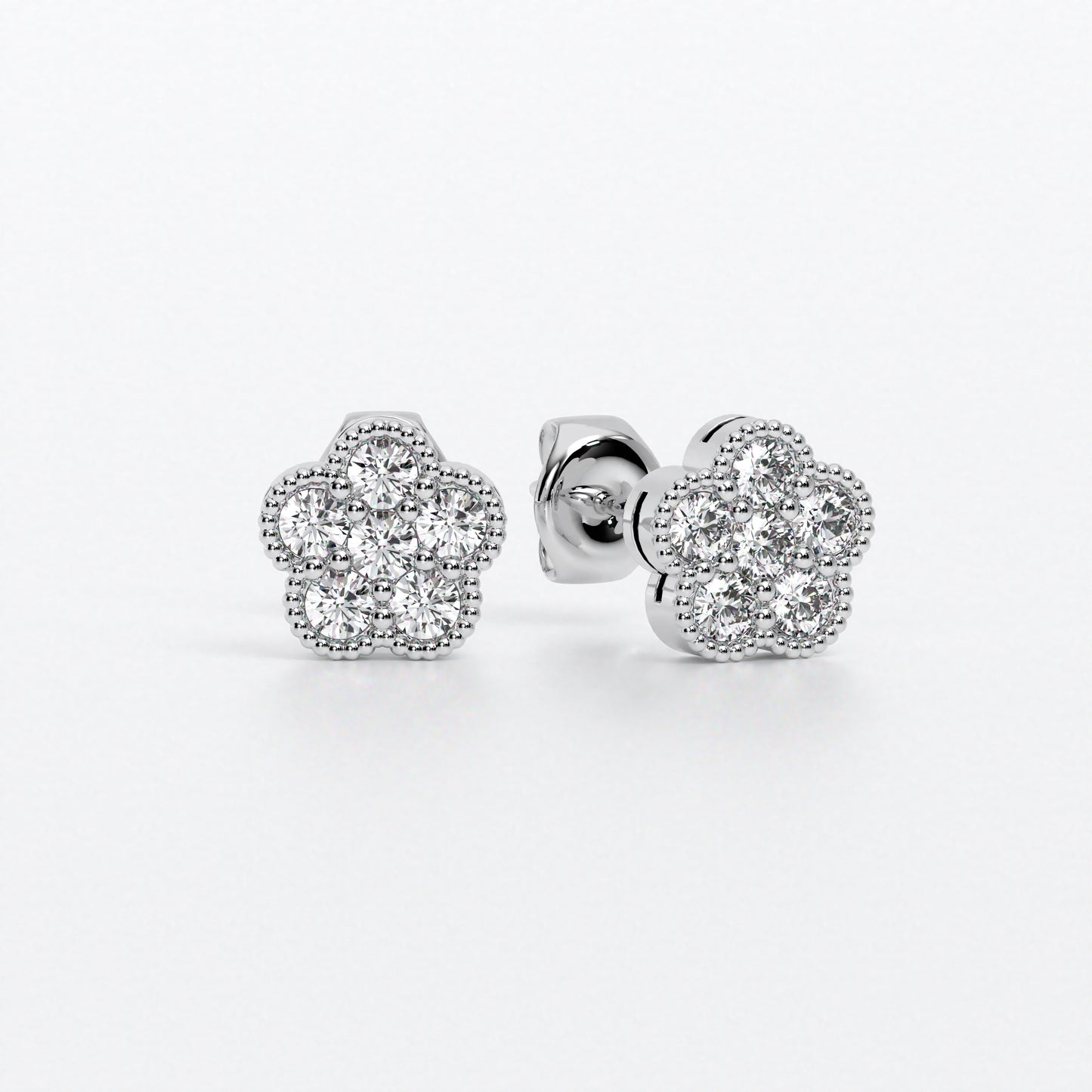 Pendientes con forma de flor con diamantes talla brillante
