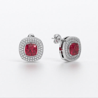 Pendientes de oro de 18K con rubí talla cushion y halo de diamantes