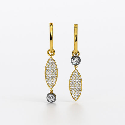 Pendientes de oro amarillo de 18K con diamantes y motivos ovalados